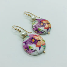 Load image into Gallery viewer, Pearl and Butterfly Bead Earrings