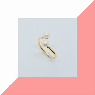 Crossover Gold and Pearl Ring