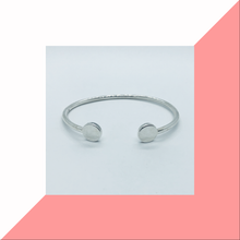 Load image into Gallery viewer, Open Style Bangle